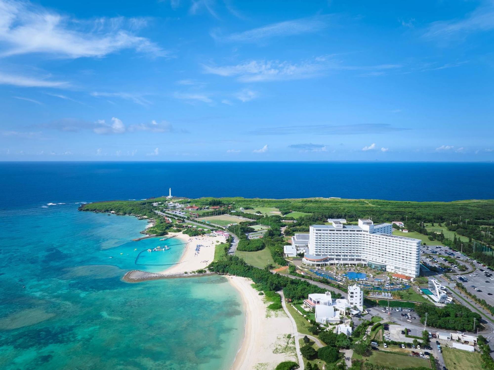 Grand Mercure Okinawa Cape Zanpa Resort Yomitan Exterior photo